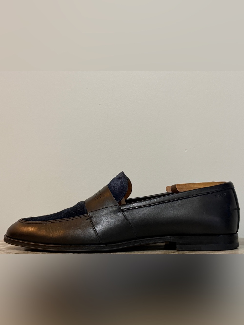 Bally Men's Calf Leather / Suede Penny Loafers Black / Blue MSRP $925 Sz 9.5 US - Picture 3 of 11